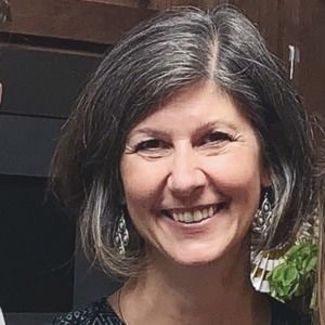 Meet your Posher, Denise